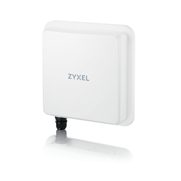 Zyxel FWA-710-EU0102F 5G Outdoor Router 2.5G LAN Zyxel FWA710 – zunanji 5G usmerjevalnik z 2,5G LAN