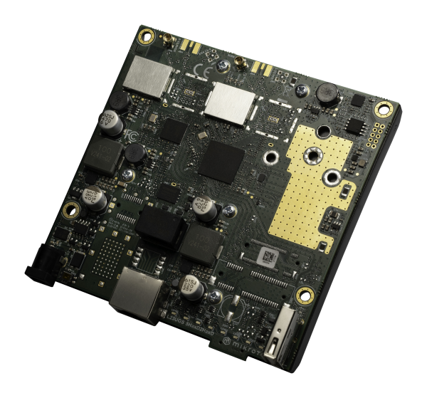 MikroTik L11UG-5HaxD – 5 GHz Wi‑Fi 6 platforma za zunanji CPE ali AP – dodatna slika 1 MikroTik L11UG-5HaxD – 5 GHz Wi‑Fi 6 platforma za zunanji CPE ali AP – dodatna slika 1