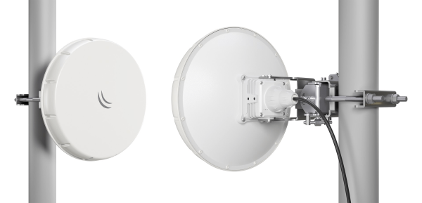 Mikrotik Wireless Wire nRAY MikroTik Wireless Wire nRAY NRAYG-60ADPAIR – 2 Gb/s brezžična povezava za 1500 m ali več