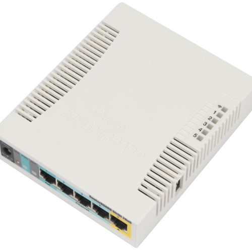 MikroTik RB951UI-2HND MikroTik RB951Ui-2HnD – 2,4 GHz dostopna točka s 5 Ethernet priključki