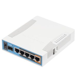 MikroTik hAP ac RB962UiGS-5HacT2HnT – dvopasovna gigabitna dostopna točka