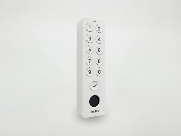 Tedee Keypad PRO White Tedee Keypad PRO White – biometrična tipkovnica za pametno ključavnico